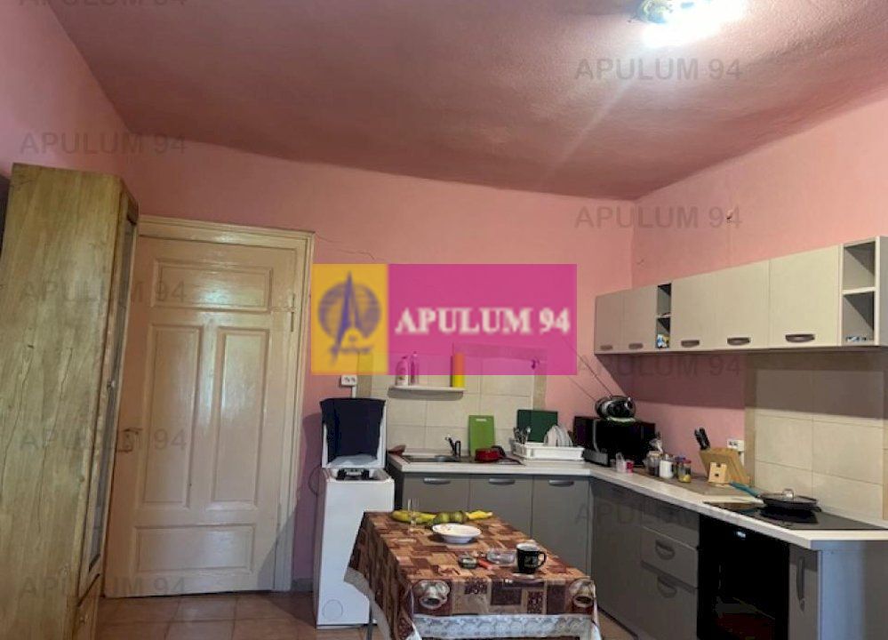 Teren cu constructie casa Prejmer- jud Brasov- langa Primarie.