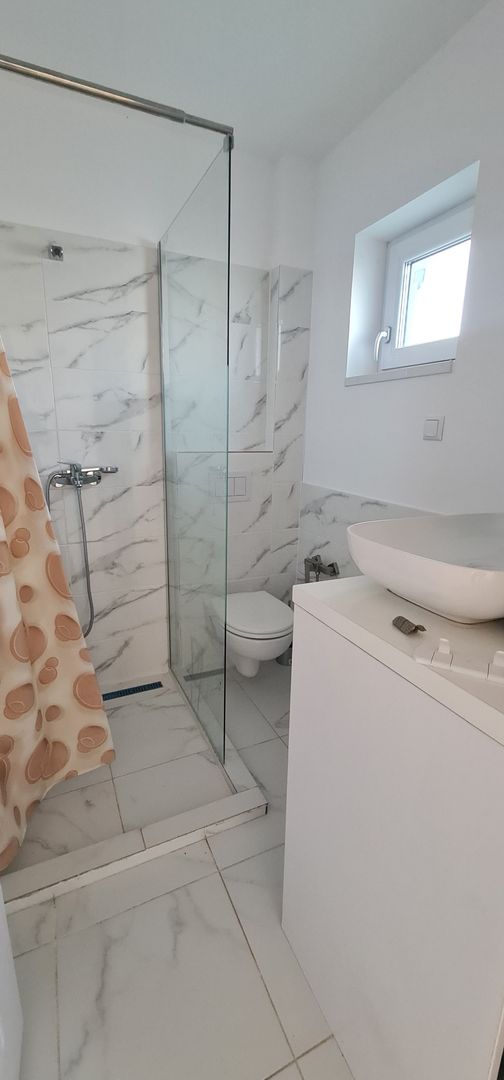 De inchiriat casa 4 camere bucatarie mobilata utilata Izvor - imaginea 10