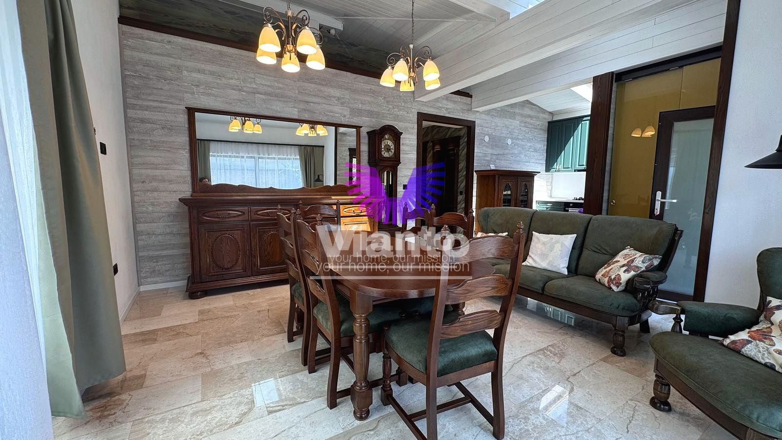 Casa premium cu curte la prima inchiriere