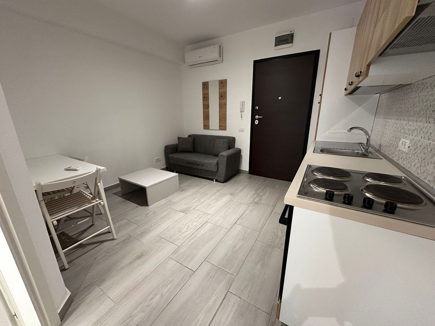 Garsonieră de închiriat – Vitan Residence | Ofertă specială!