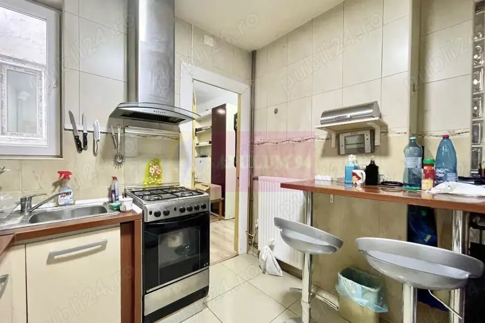 Apartament in vila Et.1+M, 90mp, zona case Mall Vitan