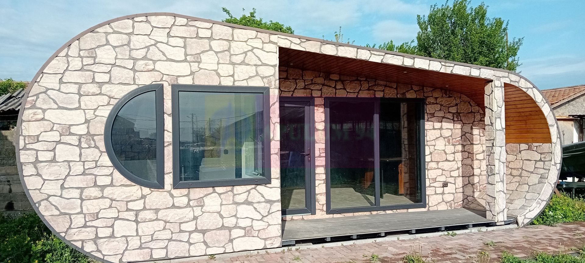 Hala Industrială de Vânzare sau Închiriere – Măgureni, Prahova