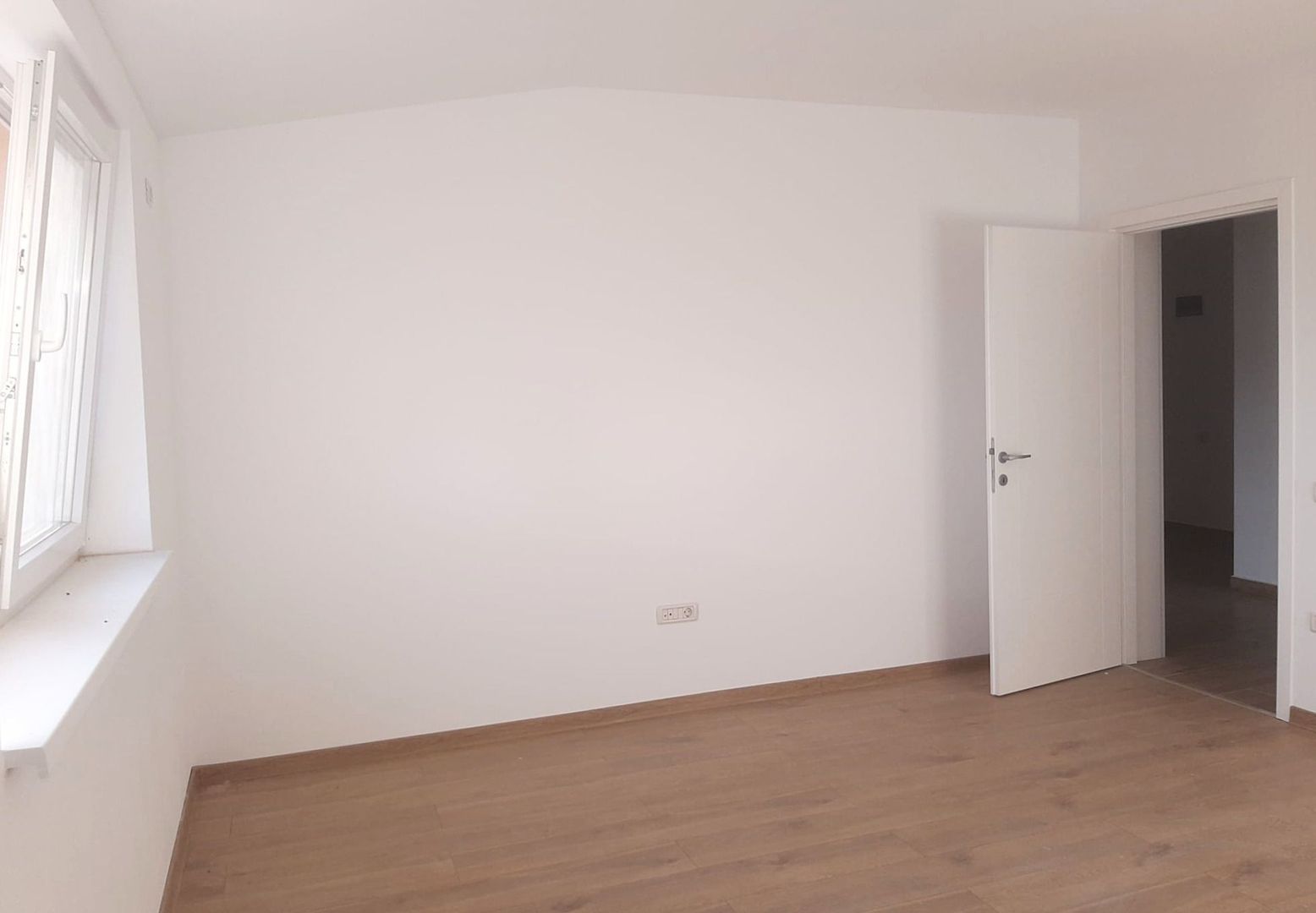 Apartament 2 camere NOU nelocuit cu vedere spre Tampa Subcetate Residence - imaginea 14