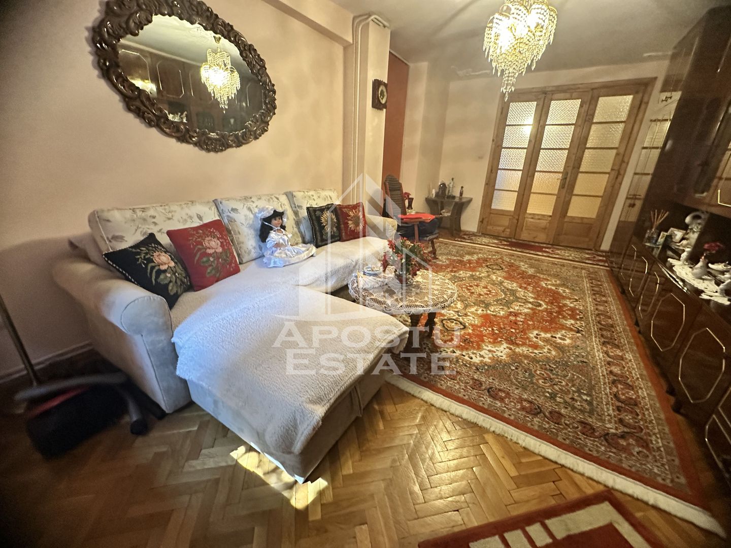 Apartament de vanzare cu 3 camere, 2 bai, 76mp, zona Spitalul Judetean - imaginea 5