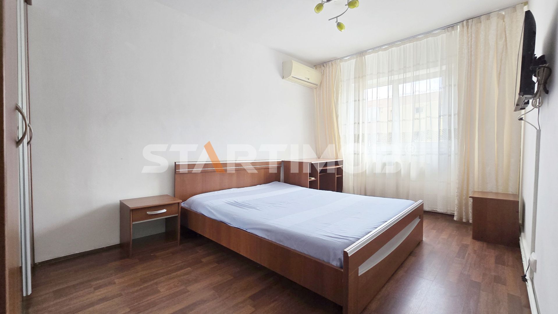 Apartament 2 camere cu parcare