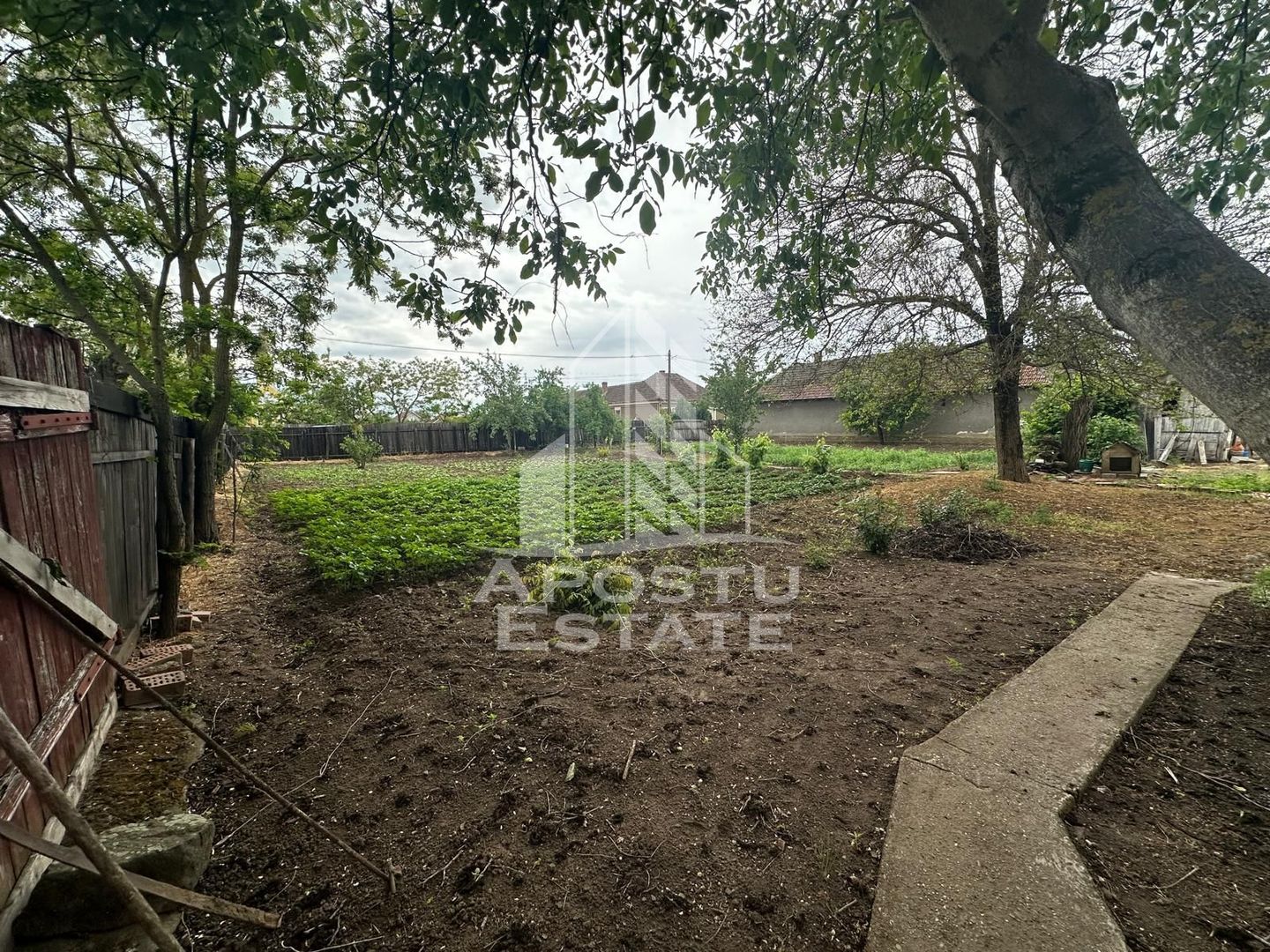 Casa cu teren de vanzare in Zimandu Nou - imaginea 7