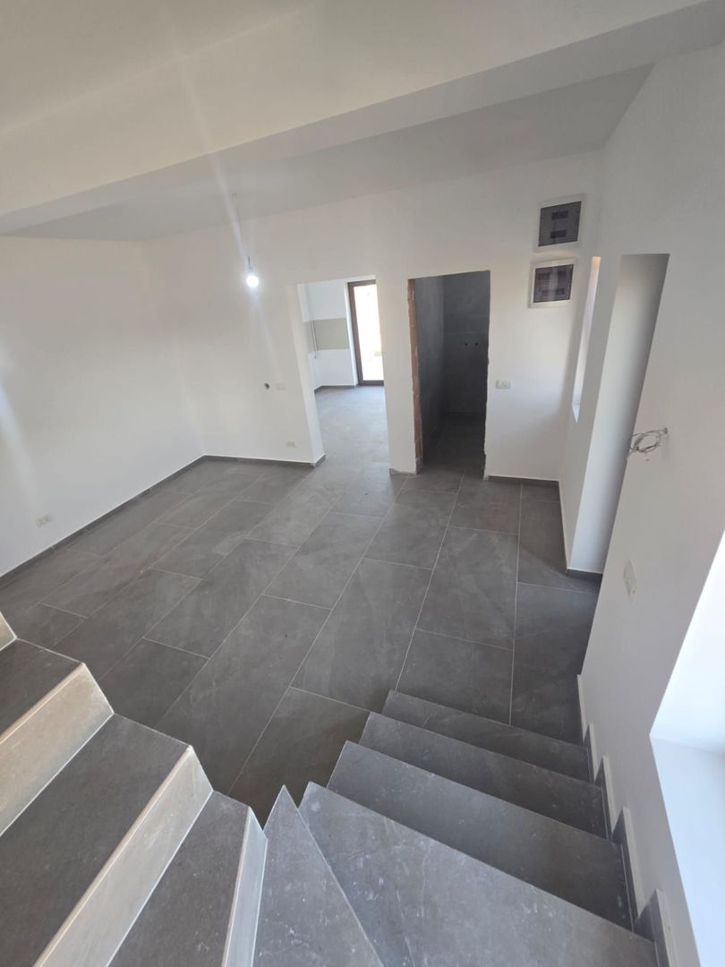Duplex cu 4 camere, terasă și logie | Timișoara, Plopi | 172.000 € - imaginea 10