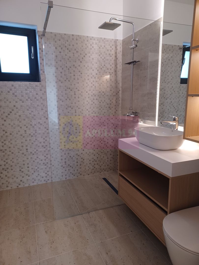 Casă nouă parter 162 mp, curte 504 mp, Săbăreni