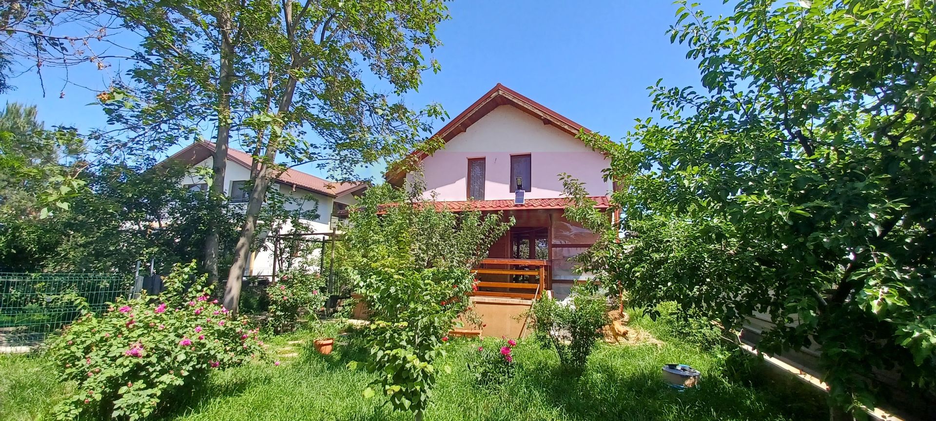 Joița, vilă 5 camere 187 mp utili + garaj, terasă, pivniță, curte 578