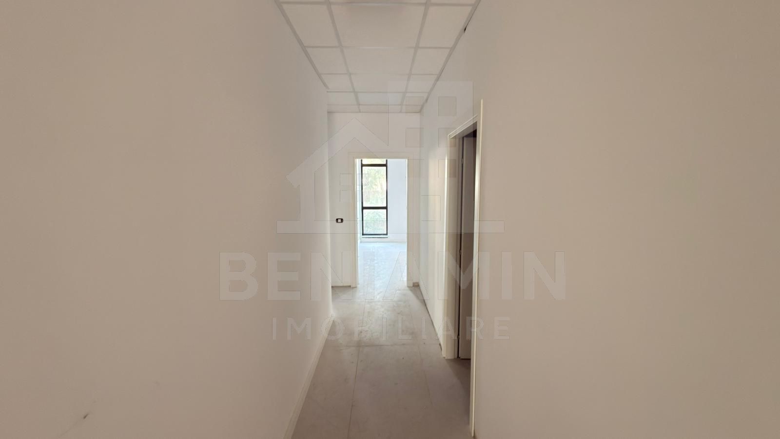 Spatiu 530mp-pentru-Policlinica-sau-Clinica-Medicala -Auchan Chimie - imaginea 13