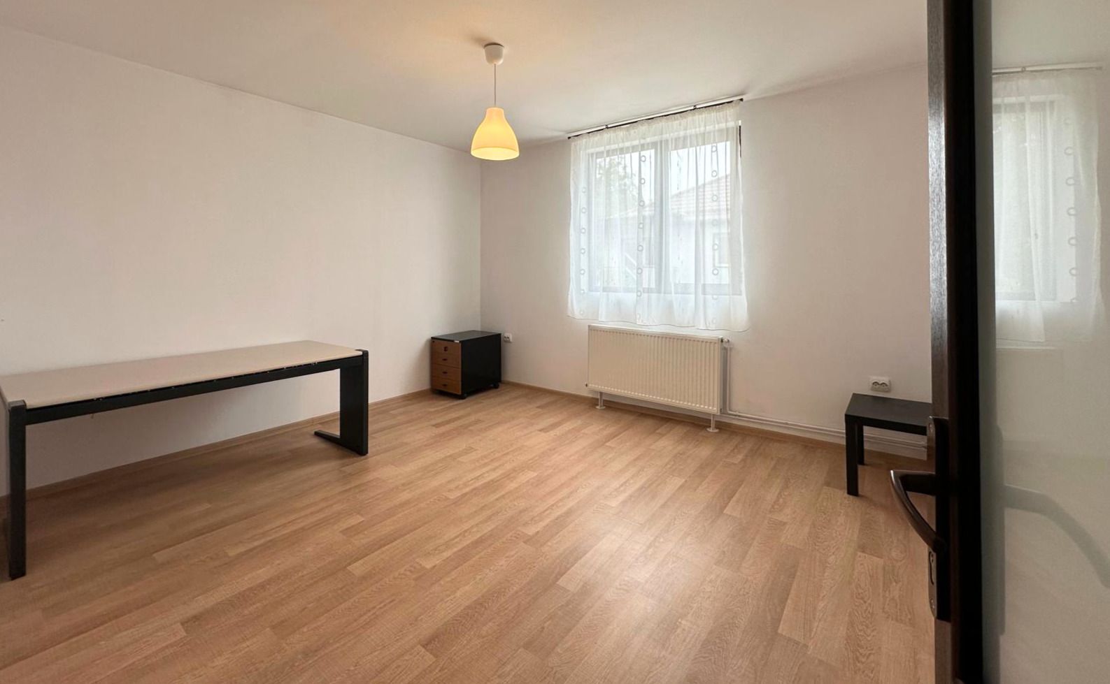 Inchiriere casă complet renovată cu 4 camere  Băneasa, Sector 1 - imaginea 9