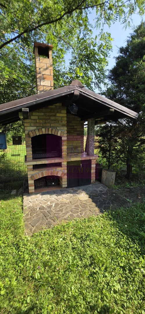 Vila cu 6 camere de vanzare in Brebu - imaginea 45