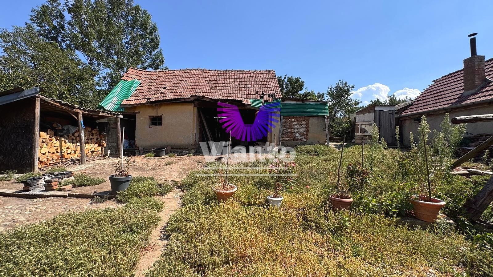 Casa cu doua corpuri independente si teren de 1050 mp central Miercurea Sibiului