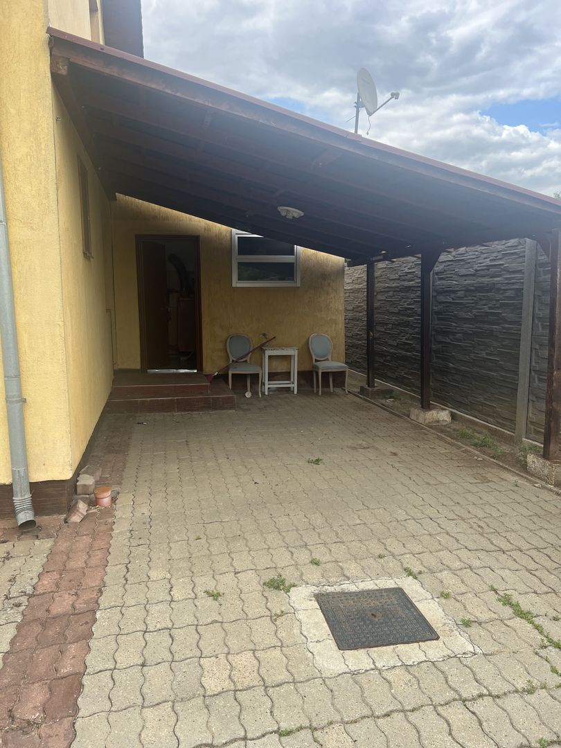 CASA DE VANZARE IN CARTIERUL PRIMAVERII -GIARMATA MARE - imaginea 4
