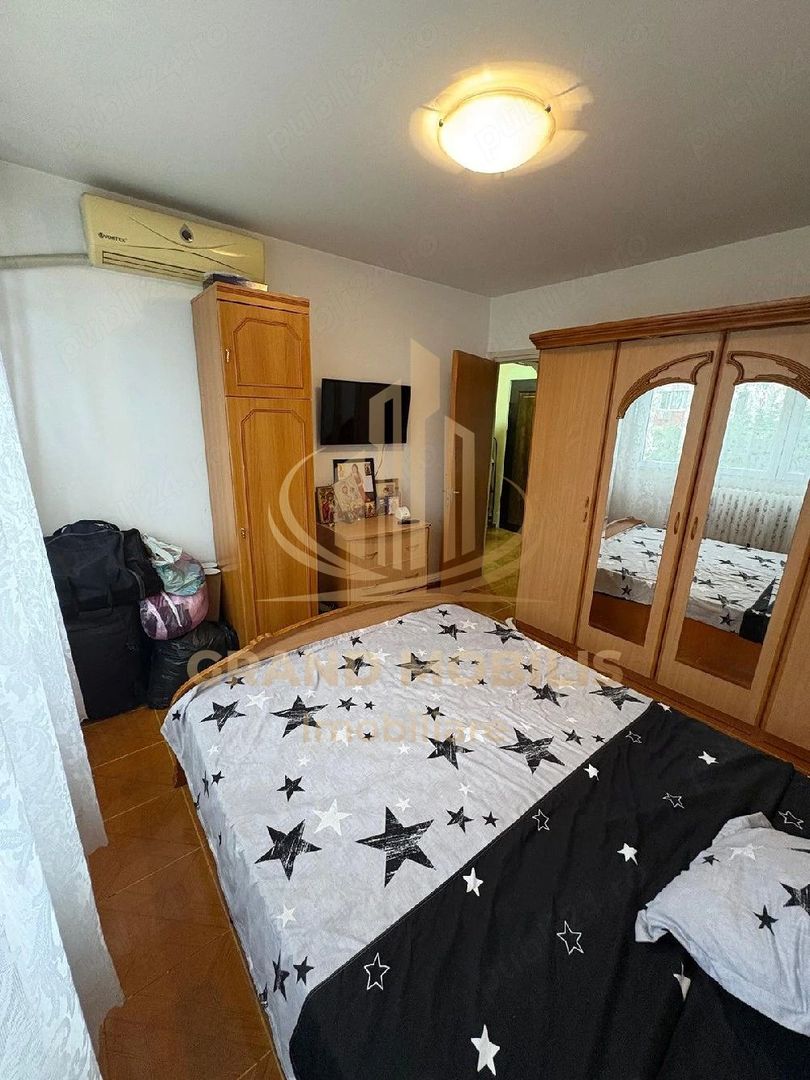 Apartament cu 2 camere decomandat