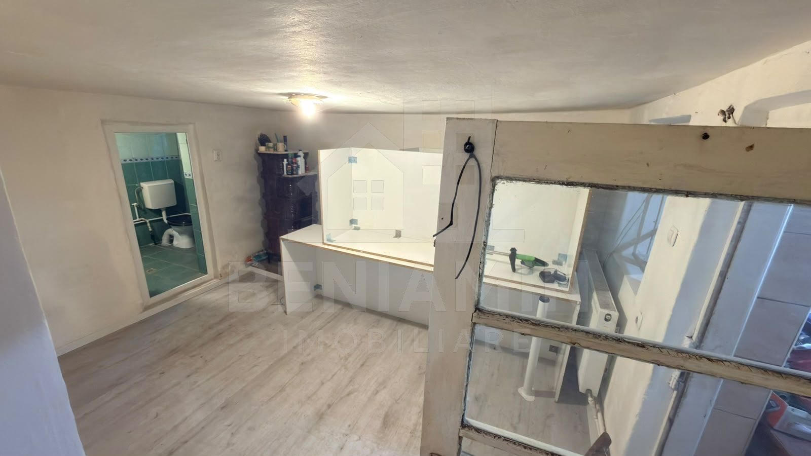 Casa-cu-Teren-Generos-(625 mp)-Panouri-Solare – Bariera-Valcii - imaginea 6
