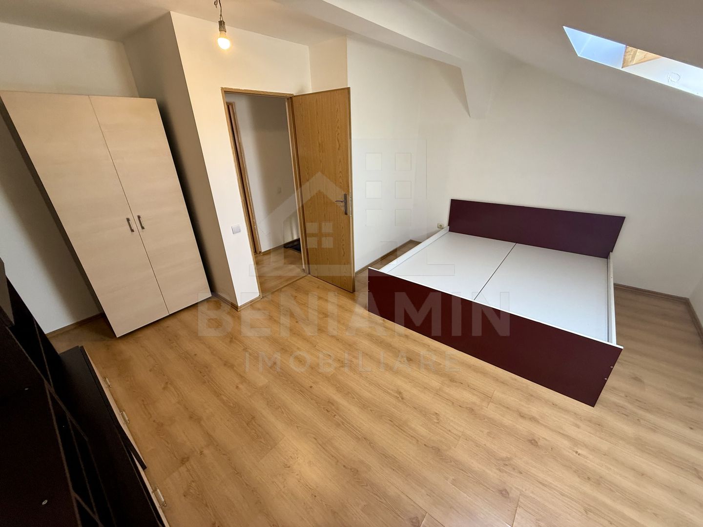 3 camere - 55mp - 2010 - centrala proprie - zona Garii - imaginea 7