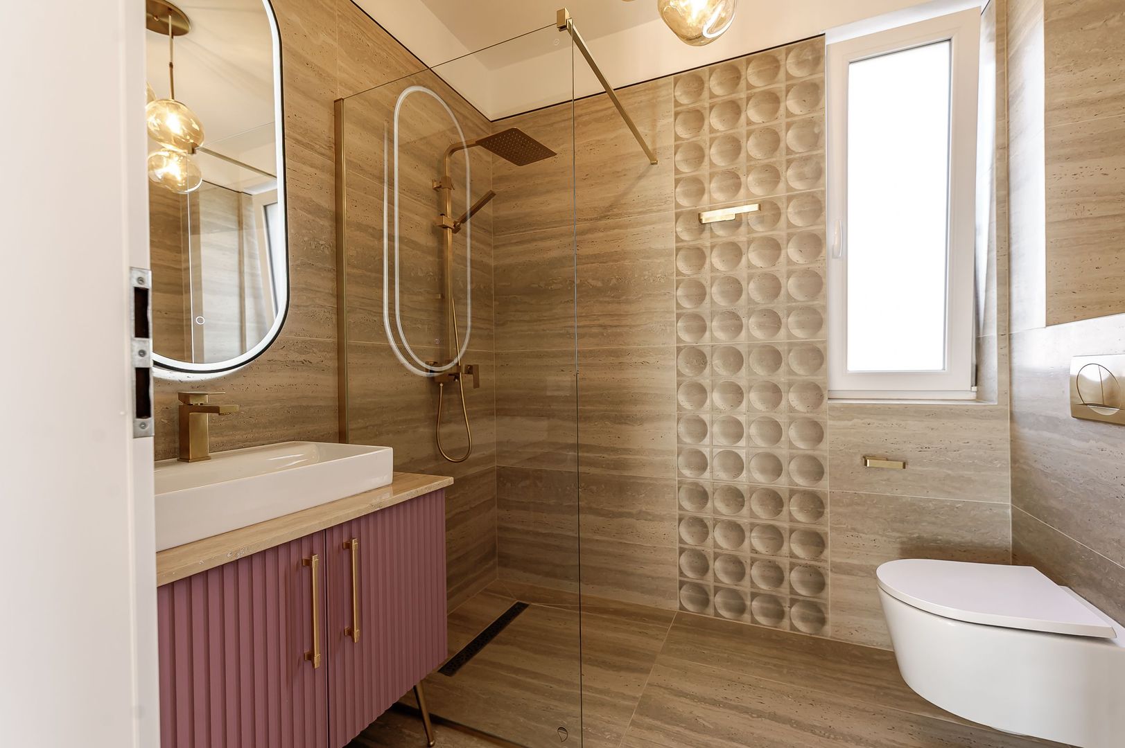 Imagine 13 - Clădire nouă P+2 cu showroom și birouri în Arad