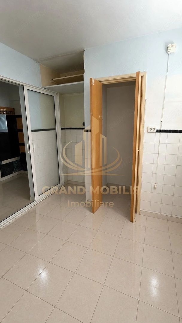 Apartament 2 camere, etaj 1, Eroii Revoluți - imaginea 3
