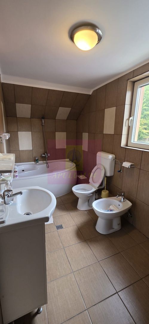 Cabana de vânzare în Bușteni – vedere spre Caraiman și 650 mp de teren - imaginea 23