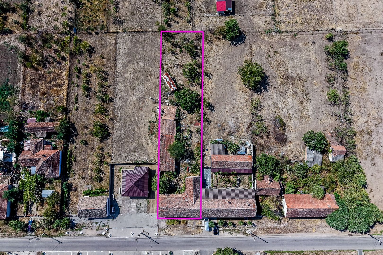 Imagine 8 - Casă, gospodărie cu teren de 1.345 mp în Galșa-Șiria