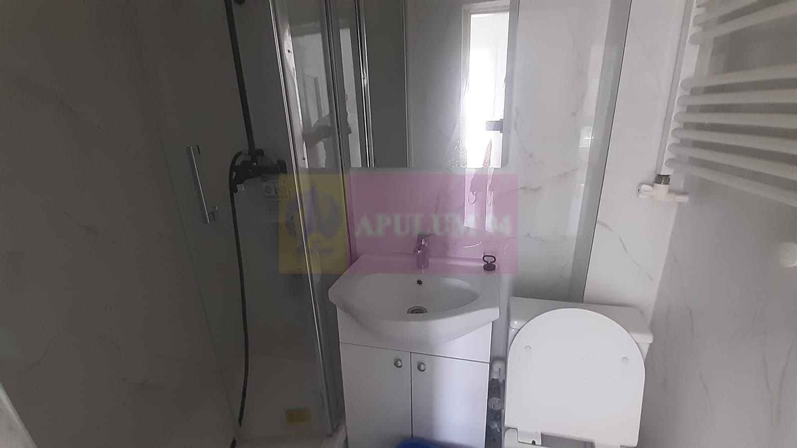 APARTAMENT BUN URANUS- PROASPĂT RENOVAT -  zona Palatul Parlamentului