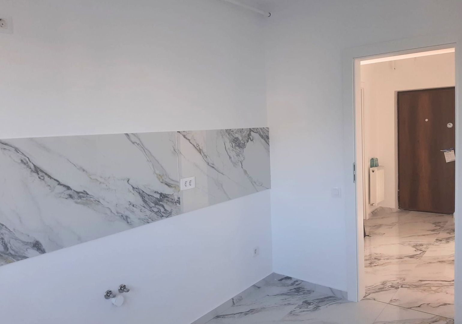 Apartament cu 3 camere situat la etajul 3 zona rezidentiala Rasnov - imaginea 27