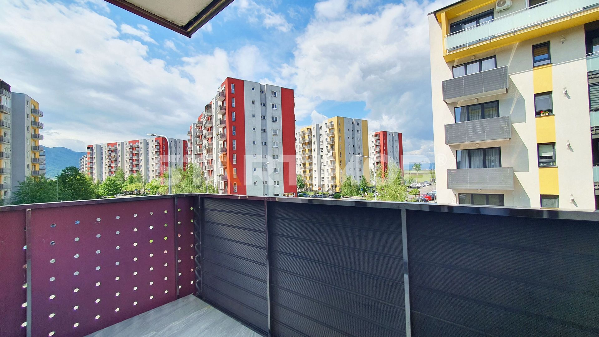 Apartament mobilat cu parcare si boxa Avantgarden