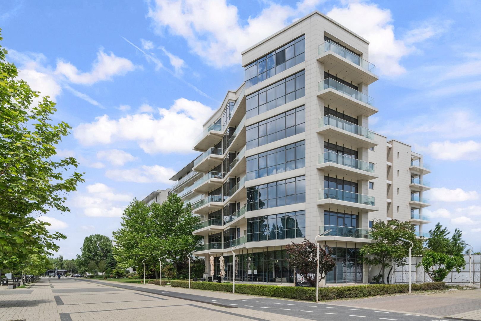 CAELIA RESIDENCE | MAMAIA | VEDERE FRONTALA LA MARE | EXCLUSIVITATE - imaginea 13