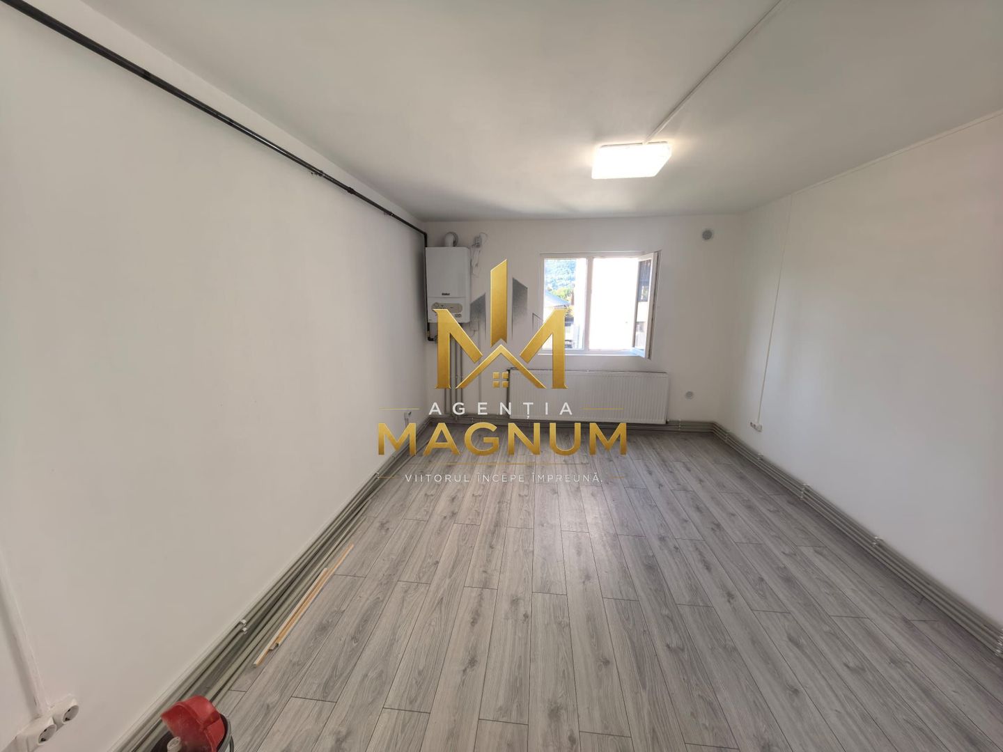 Garsonieră de vanzare | Etaj 2 | Centrală proprie