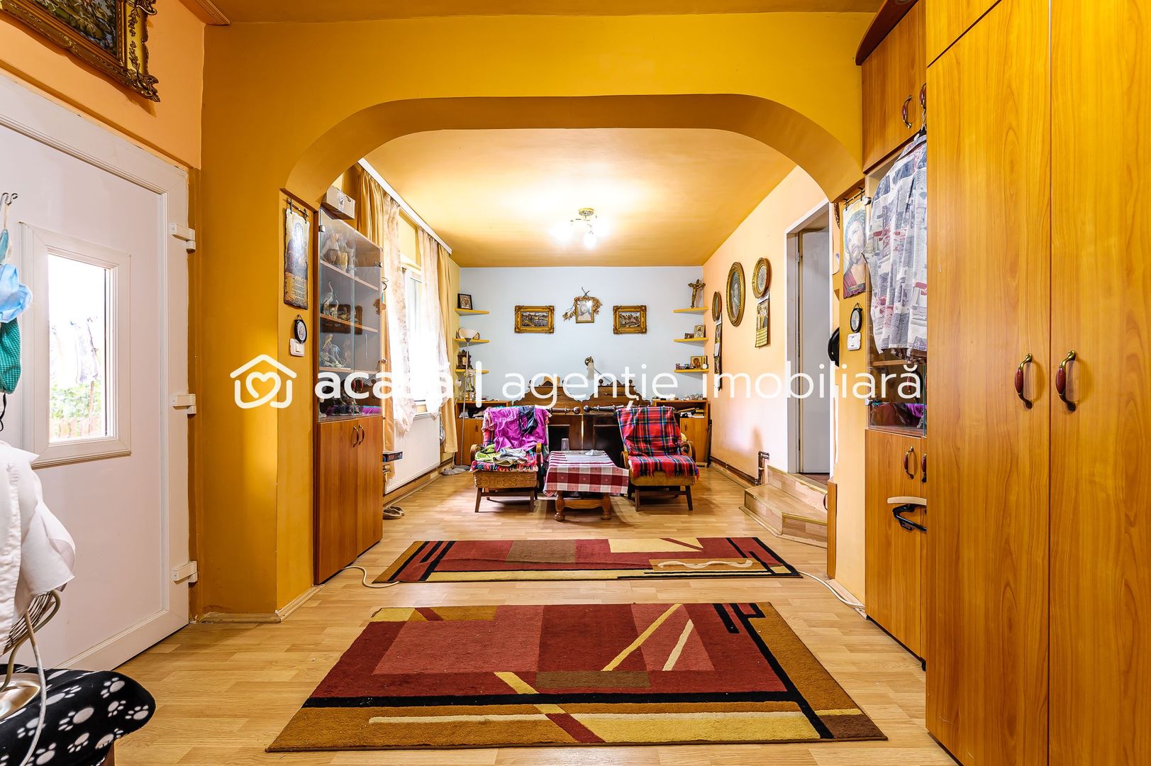 Imagine 10 - PROPRIETATE VÂNDUTĂ Casă conac cu 15.000 mp deal împădurit la Barațca,