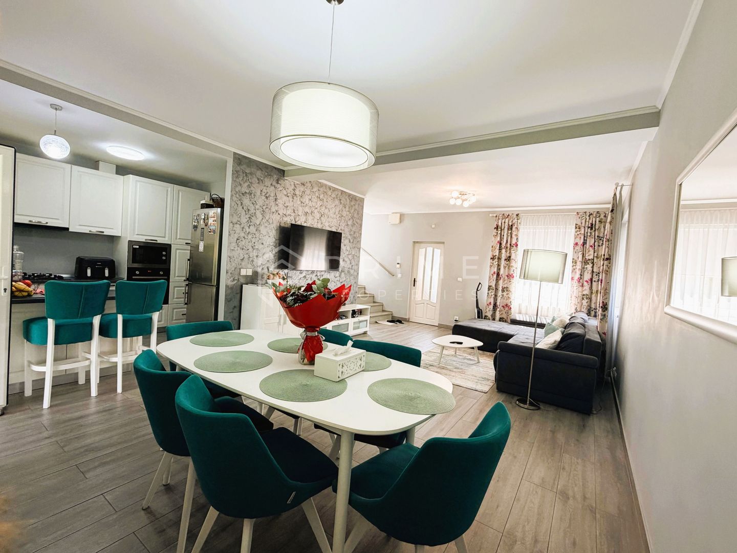 Duplex modern | Complet Mobilat și Utilat I Curte amenajată I Unirii - imaginea 6
