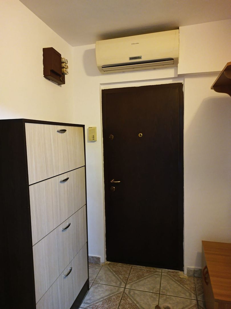 Apartament 3 camere, mobilat, 2 balcoane, Calea Lipovei, Timișoara - imaginea 3