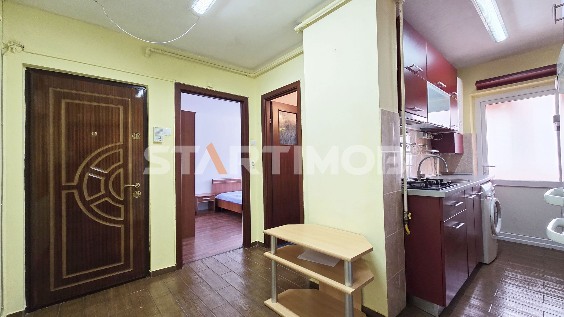 Apartament 2 camere cu parcare