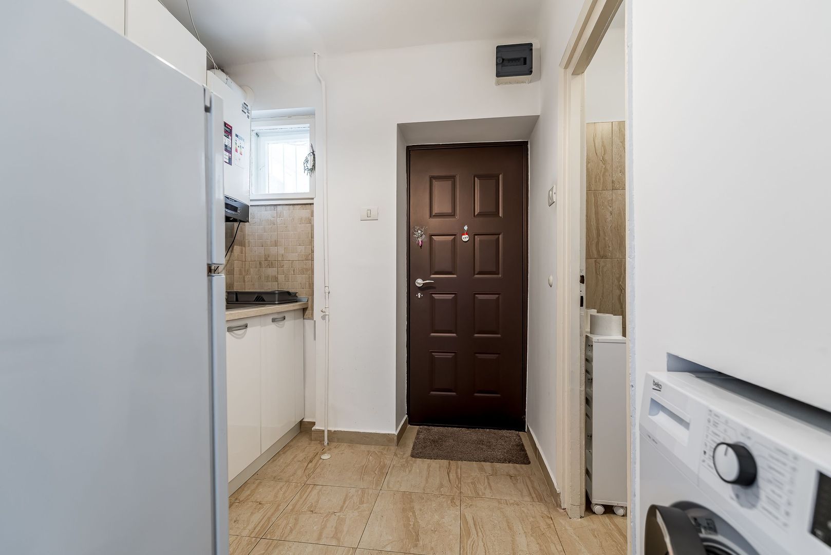 Imagine 3 - REZERVAT! Câștigi o oră pe zi! Apartament cu 2 camere ultracentral.