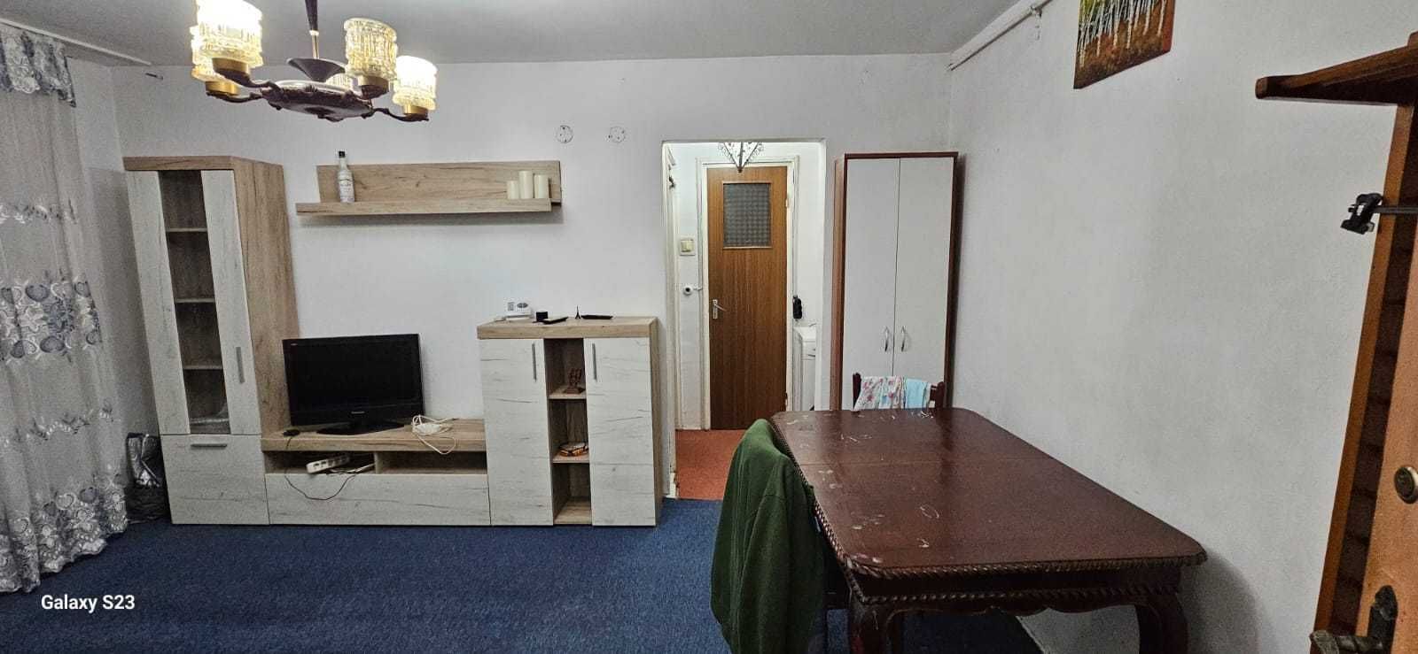 De vanzare apartament 2 camere zona Lujerului/Centrala proprie