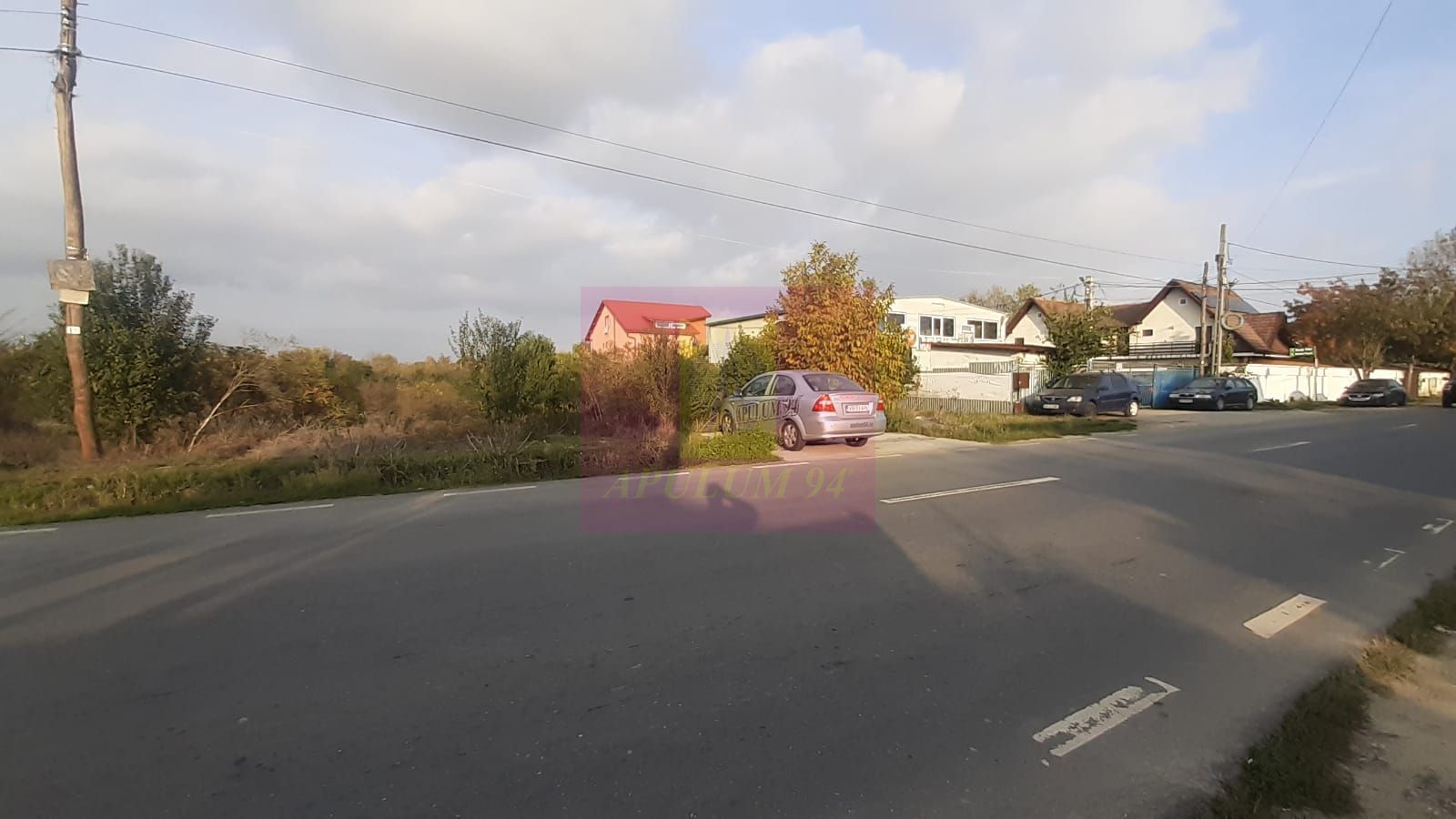 Teren bun pentru 2 sau 3 case aproape de Bucuresti.