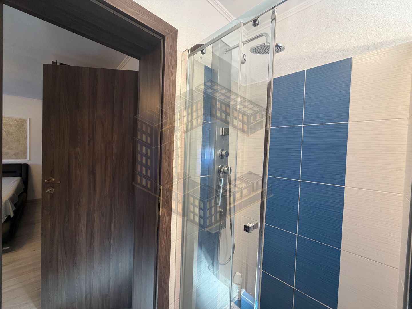 Duplex cu 5 camere și 3 bai, acces auto, Dumbrăvița - imaginea 18