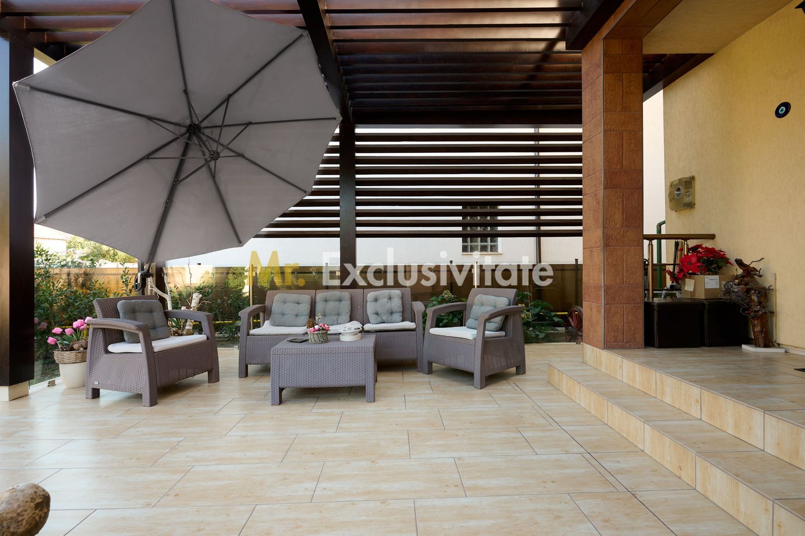 Casa + 305 mp teren curte proprie in zona rezidentiala Gavana - imaginea 13