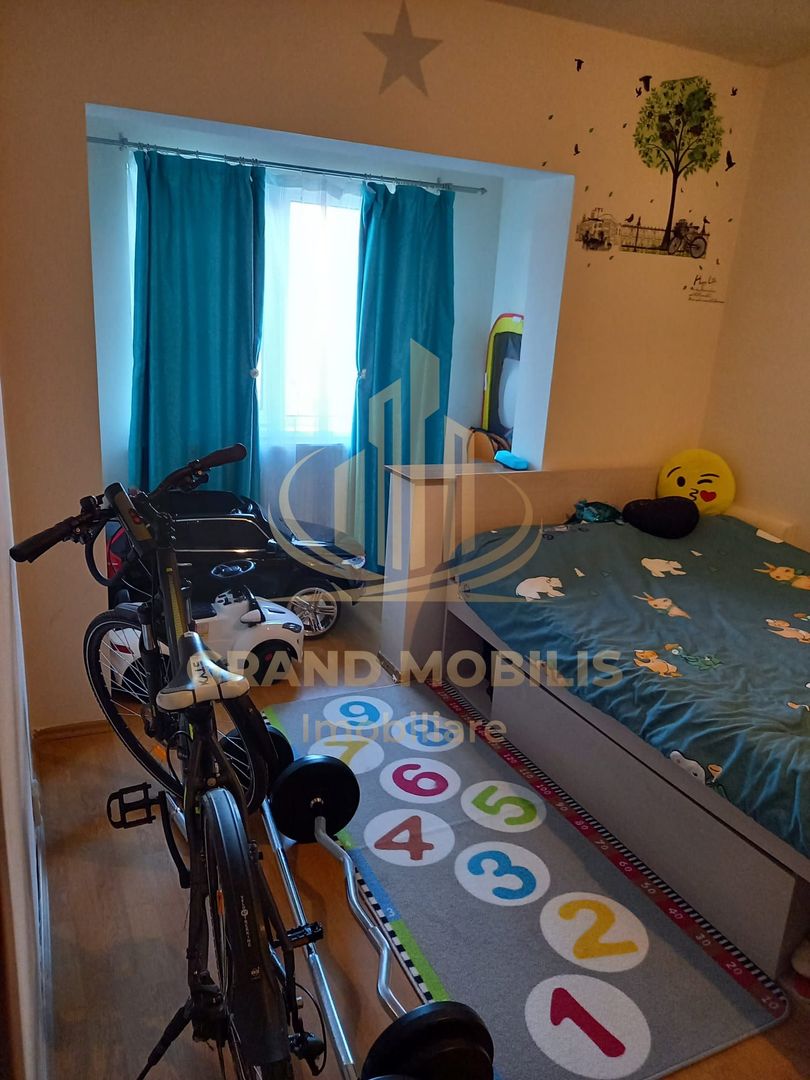 Apartament de vânzare – 3 camere,  Aradului Piața Verde - imaginea 5