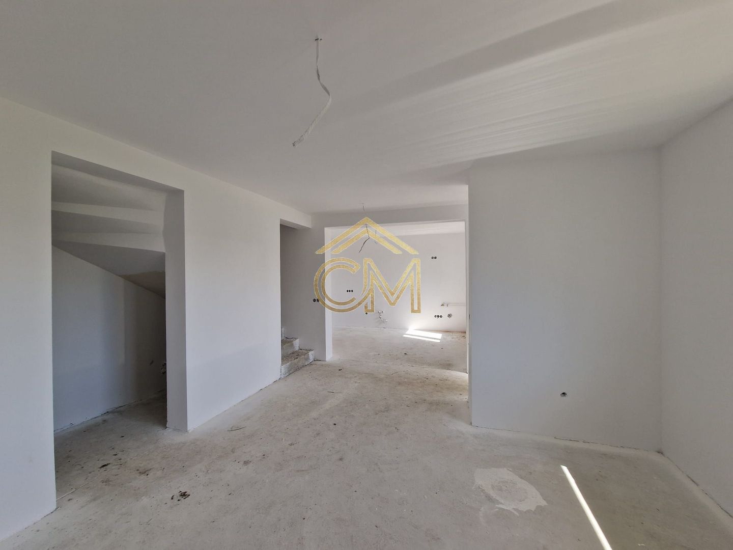 Quadruplex 4 Camere / 82MPU / Terasa / 170MP Curte - imaginea 3