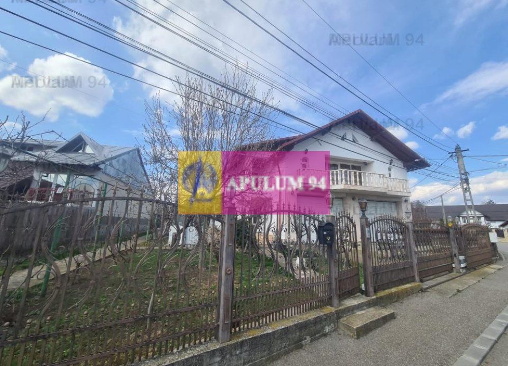 CASA (VILA) DE VANZARE IN CORNU