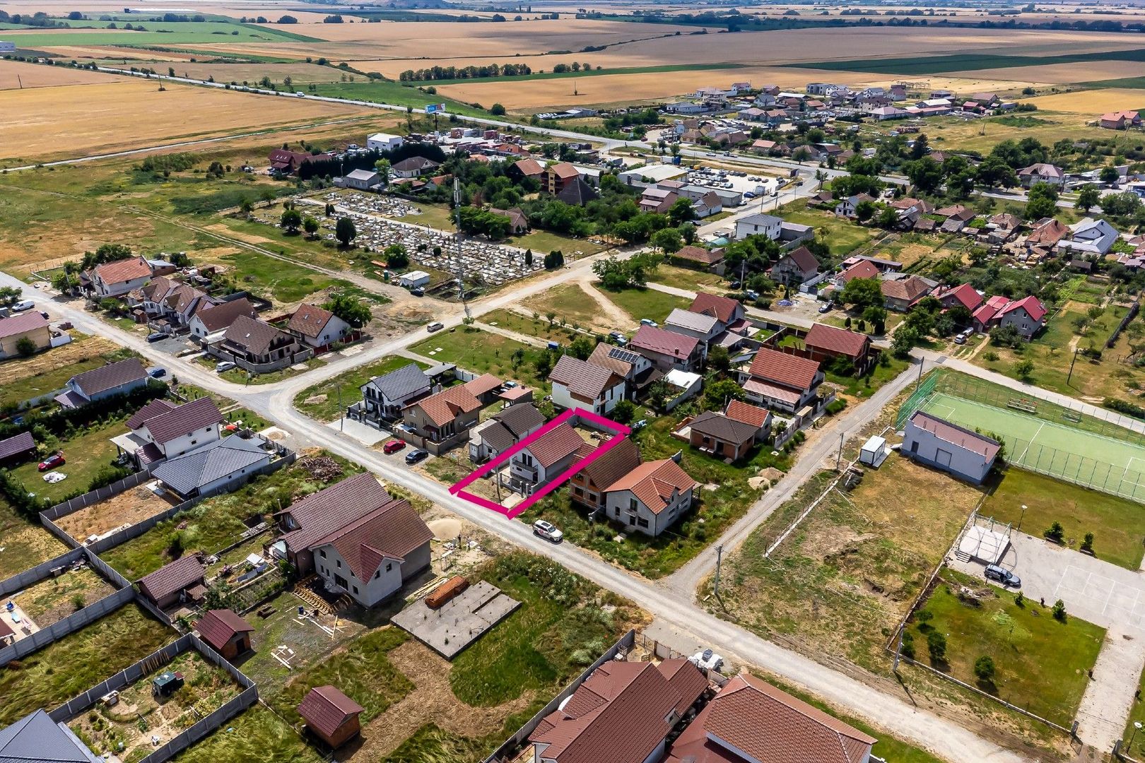 Casă modernă de vânzare la intrare in Zimand Cuz Comision 0