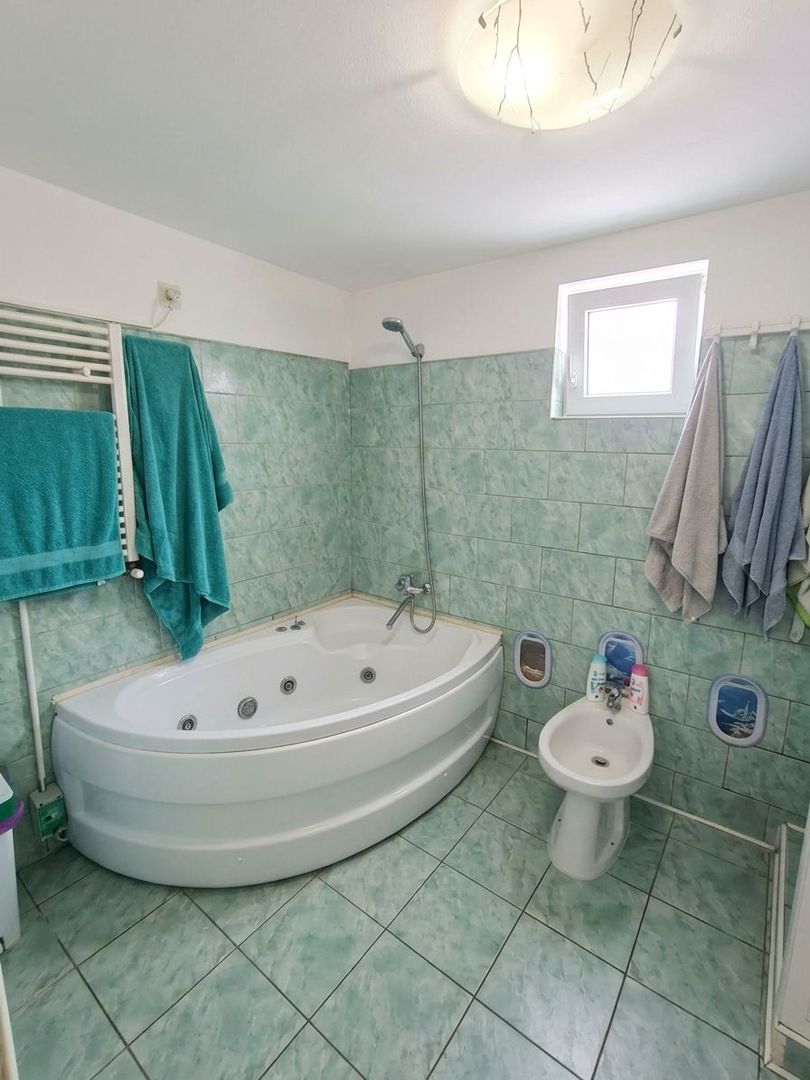Casă cu 4 camere și curte intimă, Calea Martirilor – Timișoara - imaginea 10