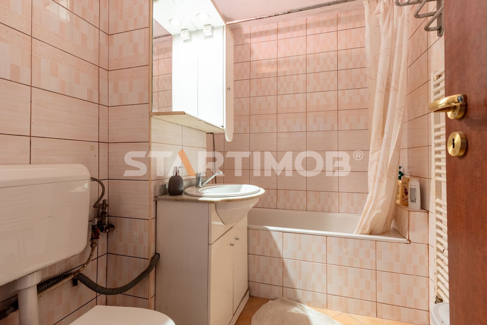 Apartament central str de Mijloc