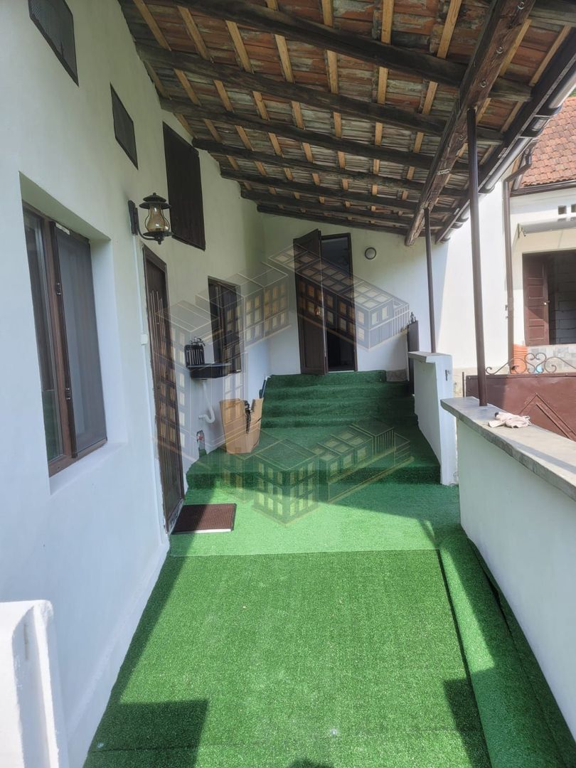 Casa individuala, renovata, teren 5 ha, Glodghilesti, Hunedoara - imaginea 6