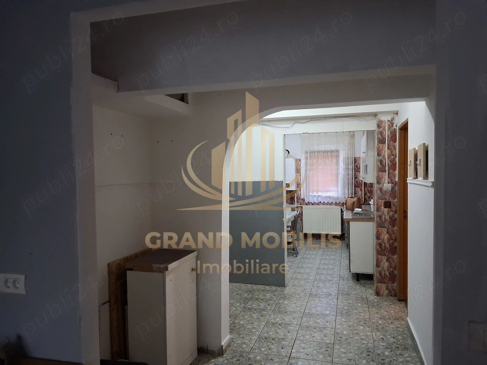 Ap 3 camere decomandat Lipovei parter - imaginea 10