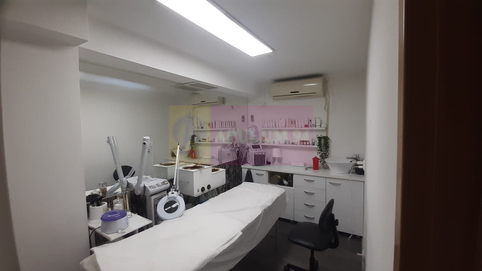 Spatiu Comercial Stradal Șoseaua Colentina zona Teiul Doamnei Suveica