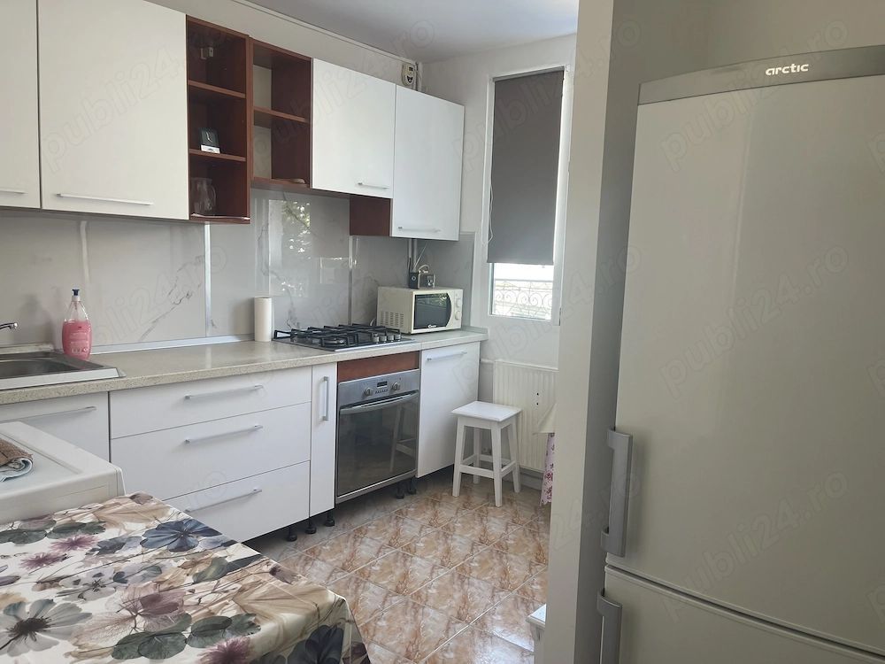 De inchiriat apartament 2 camere zona Pacii/Metrou