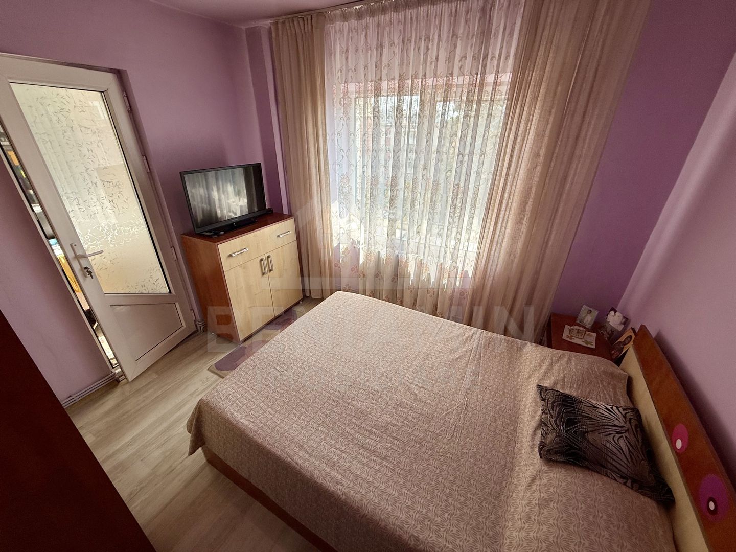 3 camere - 76mp - centrala termica - trilateral - Craiovita Noua - imaginea 5